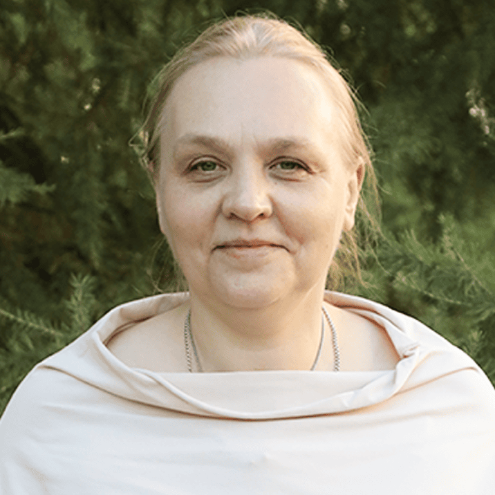 Арина Суздальцева